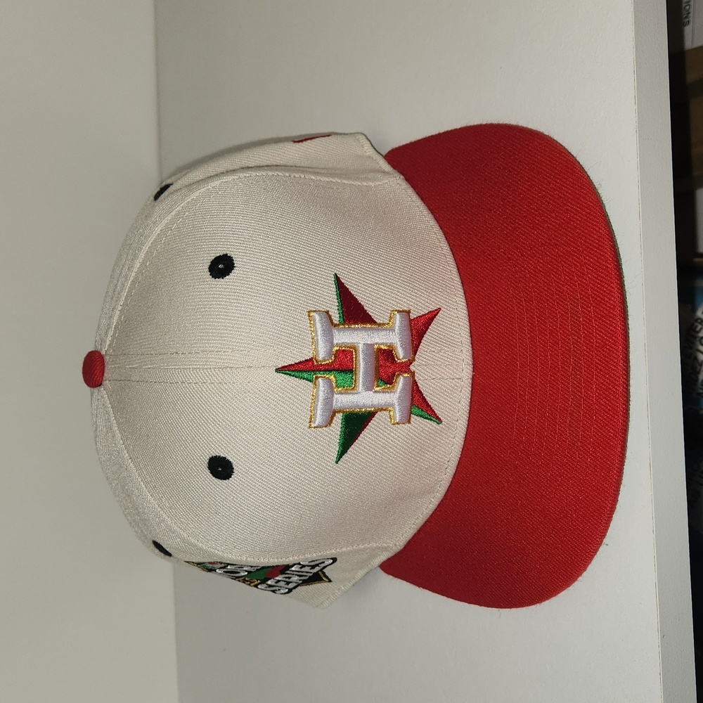 Houston Astros Bee Fly 2022 World Series Fitted Hat Mexico Edition Men’s 7 1/2